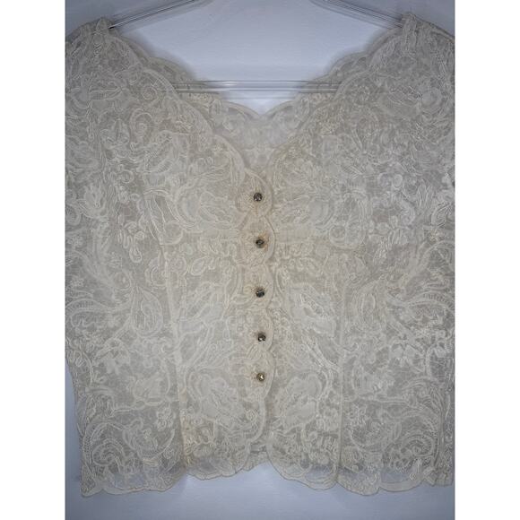 1960s Styled by Dana Ivory Scalloped Lace Short Sleeve Blouse Size medium - Picture 3 of 11